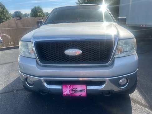Used 2007 Ford F150 XLT image 2