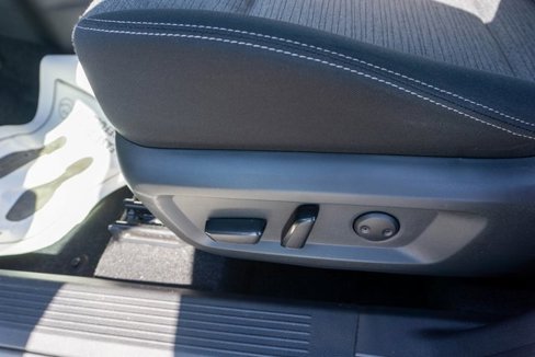 Used 2021 Nissan Rogue SV image 18
