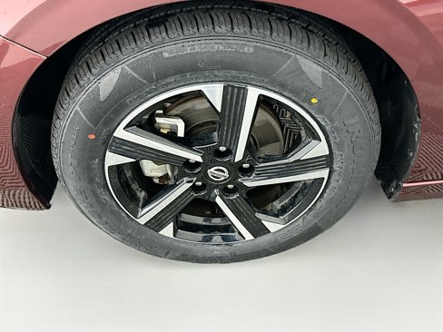 Used 2024 Nissan Sentra SV image 11