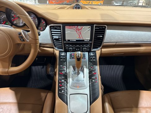 Used 2012 Porsche Panamera image 78