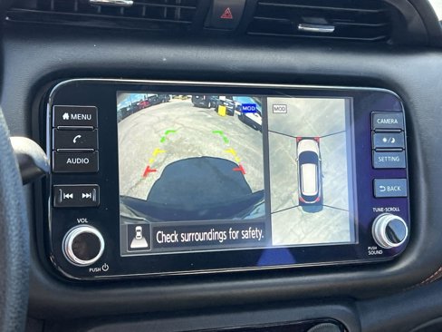 Used 2023 Nissan Kicks SR image 19