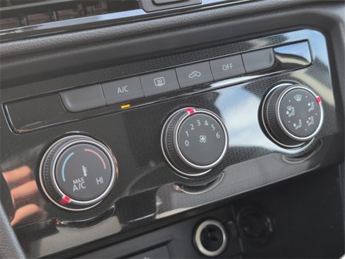 New 2025 Volkswagen Taos S image 15