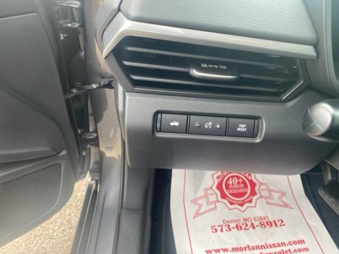 Used 2024 Nissan Altima 2.5 S image 19