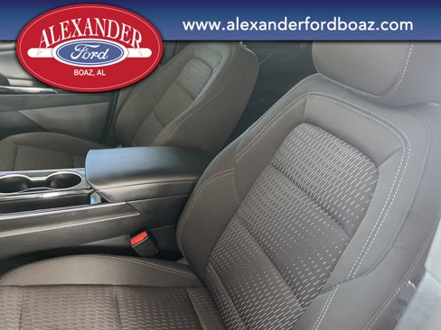 Used 2025 Chevrolet Equinox LT image 10