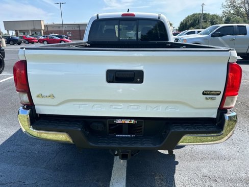 Used 2020 Toyota Tacoma SR5 image 6