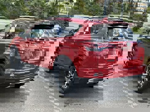 Used 2017 Toyota RAV4 XLE image 22