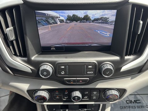 Certified 2023 GMC Terrain SLT w/ Infotainment Package II image 34