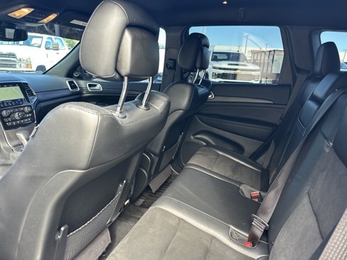 Used 2022 Jeep Grand Cherokee Laredo X image 32