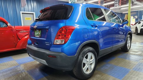 Used 2016 Chevrolet Trax LT w/ LT Convenience Package image 3