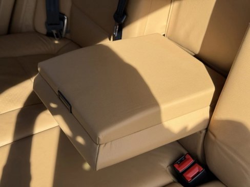 Used 2004 Porsche Cayenne S image 29