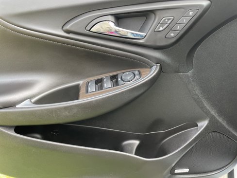 Used 2022 Chevrolet Malibu Premier image 19