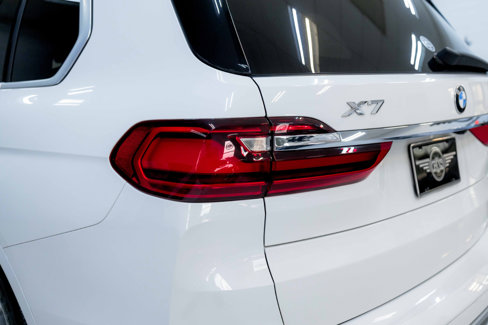 Used 2021 BMW X7 xDrive40i w/ Premium Package image 29