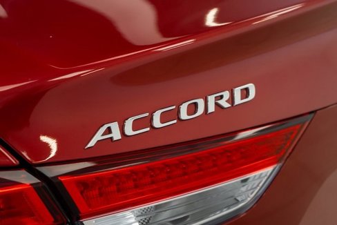 Used 2020 Honda Accord EX image 10