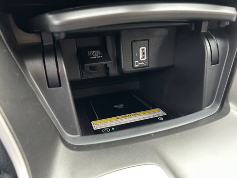 Used 2018 Honda Accord Touring image 35