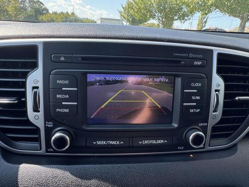 Used 2018 Kia Sportage LX image 26