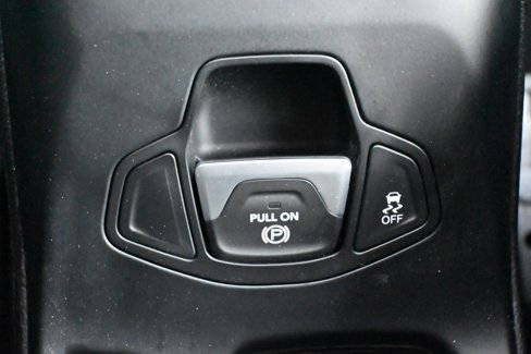 Used 2018 Jeep Renegade Latitude image 29