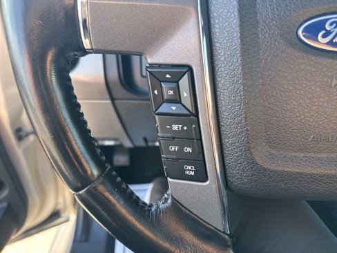Used 2017 Ford Expedition EL Platinum image 18