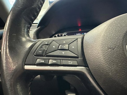 Used 2022 Nissan Altima 2.5 SR image 33
