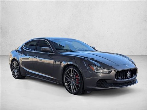Used 2015 Maserati Ghibli S Q4 image 3