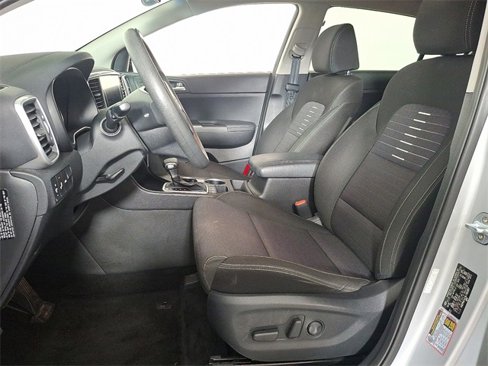 Used 2020 Kia Sportage LX w/ LX Popular Package image 16