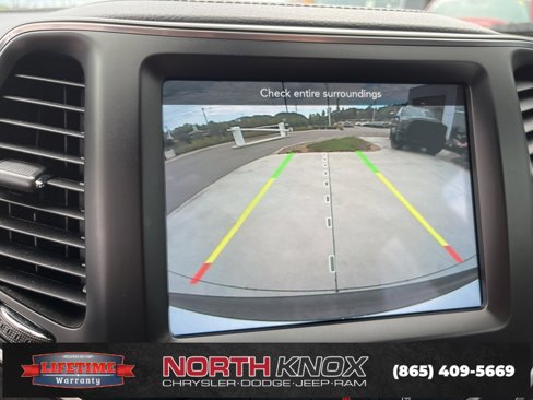 Used 2021 Jeep Cherokee Latitude Lux 80th Anniv w/ Quick Order Package 26U 80TH image 11