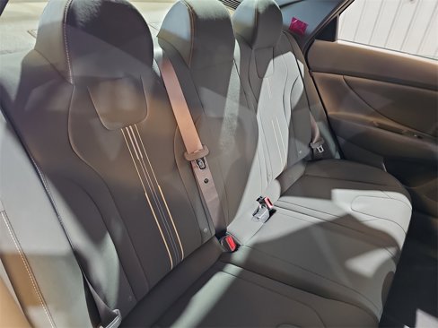 New 2025 Hyundai Elantra Sport image 11