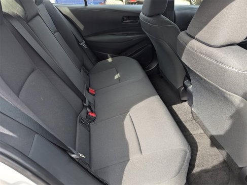 Used 2025 Toyota Corolla LE image 17