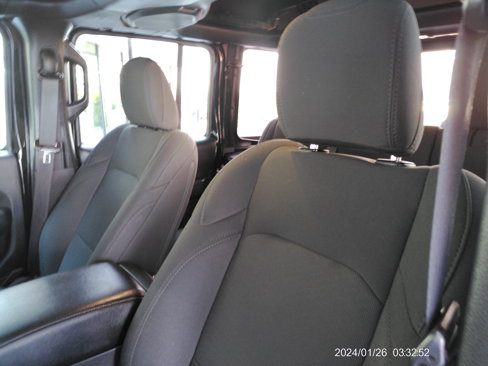 Used 2022 Jeep Wrangler Unlimited Sport image 11