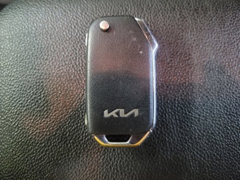Used 2023 Kia Forte LXS image 32
