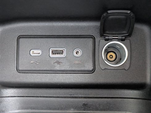 Used 2022 Chevrolet Equinox LS image 21