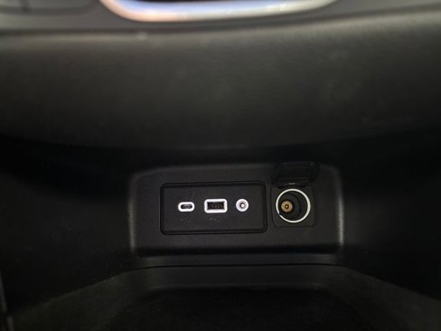 Used 2019 Chevrolet Equinox LT image 52