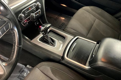 Used 2022 Dodge Charger SXT image 19
