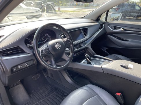 Used 2019 Buick Enclave Essence image 22
