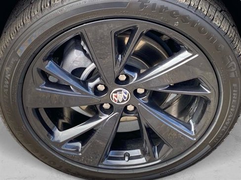Used 2023 Buick Envision Preferred image 31