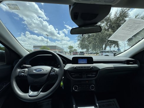 Certified 2022 Ford Escape S image 19