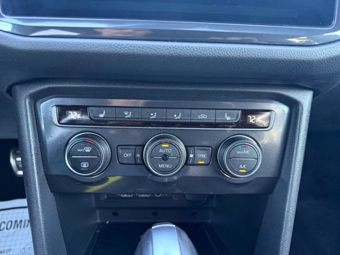 Used 2020 Volkswagen Tiguan SE R-Line w/ 3rd Row Seat Package image 20