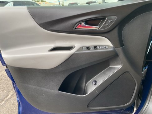 Used 2022 Chevrolet Equinox LT image 34