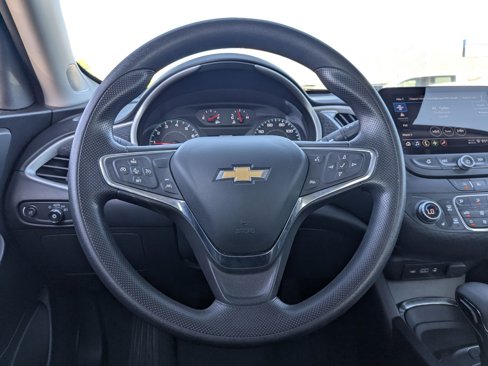 Used 2023 Chevrolet Malibu LT image 16