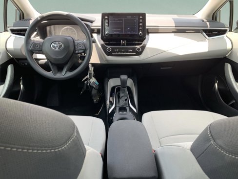 Used 2020 Toyota Corolla LE image 17