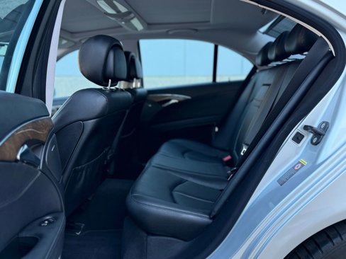 Used 2008 Mercedes-Benz E 350 Sedan image 22