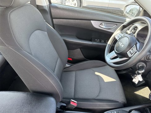 Certified 2024 Kia Forte LXS w/ LXS Technology Package image 25