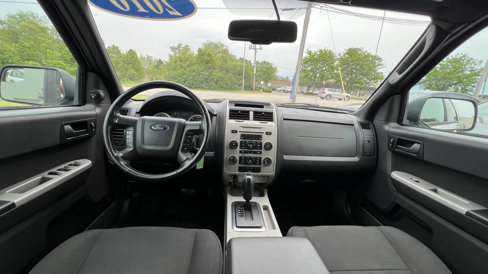 Used 2010 Ford Escape XLT image 14