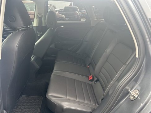Used 2024 Volkswagen Jetta SE image 25