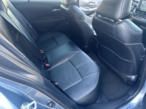 Used 2021 Toyota Corolla XLE w/ Carpet Mat Package (TMS) image 23