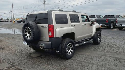 Used 2008 HUMMER H3 Luxury image 8
