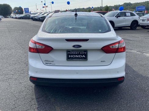 Used 2012 Ford Focus SEL image 4