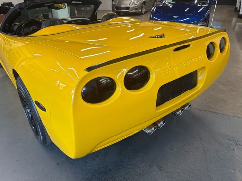 Used 2003 Chevrolet Corvette Convertible w/ Preferred Equipment Group1 image 25