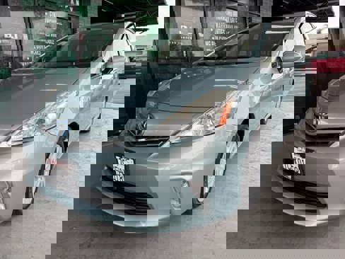 Used 2013 Toyota Prius V Two image 3