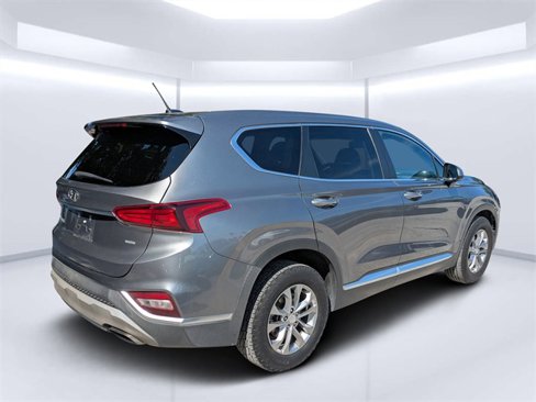 Used 2020 Hyundai Santa Fe SE image 3