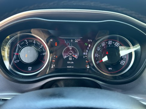 Used 2019 Dodge Challenger SXT image 24